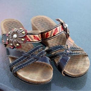 *SOLD* L'artiste by Spring Step Slide Sandals Size 7.5